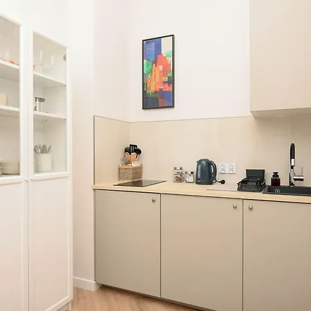 Rentplanet - Studio Plac Matejki-3